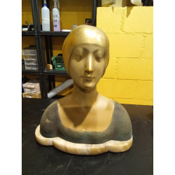 BUSTO DE LEONOR DE ARAGON