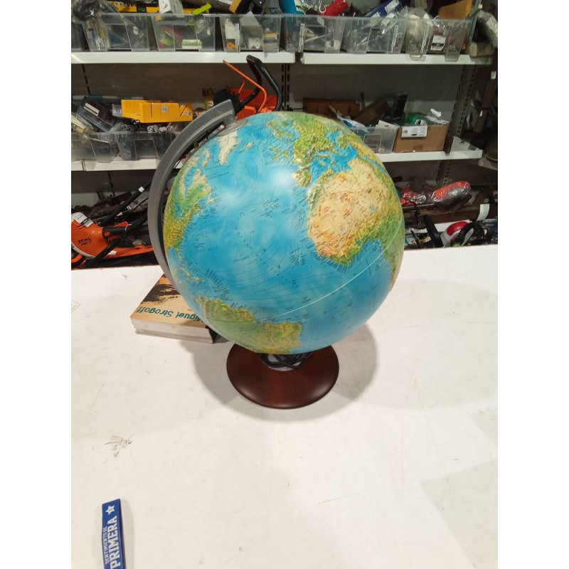 GLOBO TERRAQUEO CON LUZ