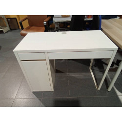 ESCRITORIO MICKE 105X50