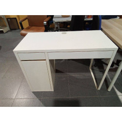 ESCRITORIO MICKE 105X50