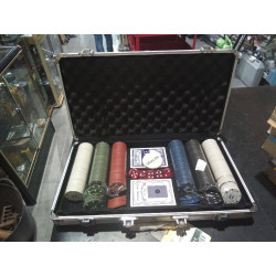 MALETIN POKER