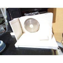 CORTA FIAMBRE ELÉCTRICO 