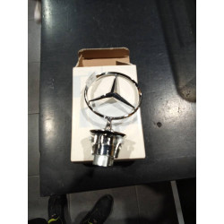 INSIGNIA CAPO MERCEDES