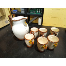 JARRA CON 6 VASOS