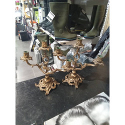 PAREJA CANDELABROS