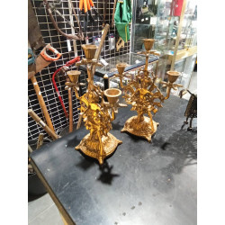 PAREJA CANDELABROS